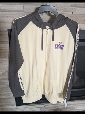 NFL Two-Tone Cream Charcoal Zip Hoodie Sleeve Stripe Superbowl LVIII Vegas New